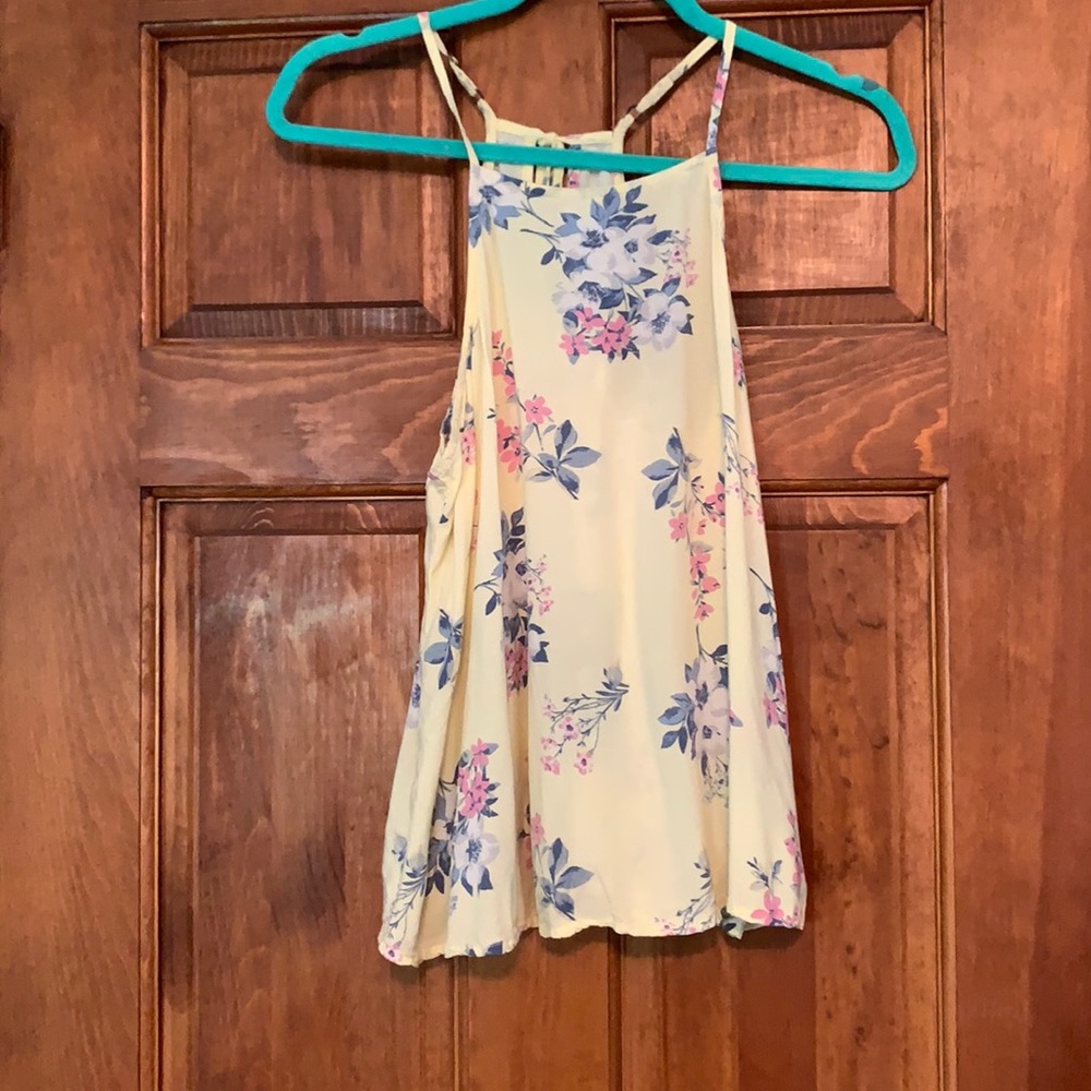 Yellow hollister shirt